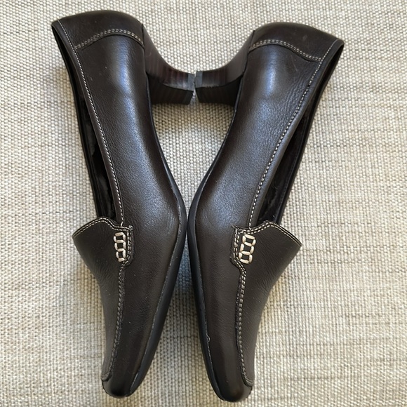 What’s What by Aerosoles Brown Kitten Heel Pump Square Toe Stiching Detail Flaws - Picture 6 of 10